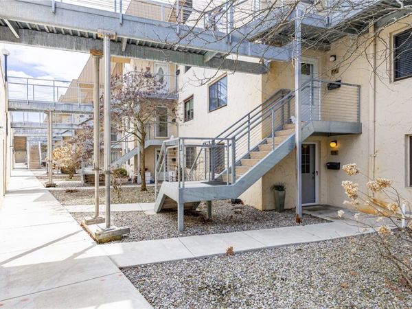 118 Bay Village Drive, Rochester, NY 14609