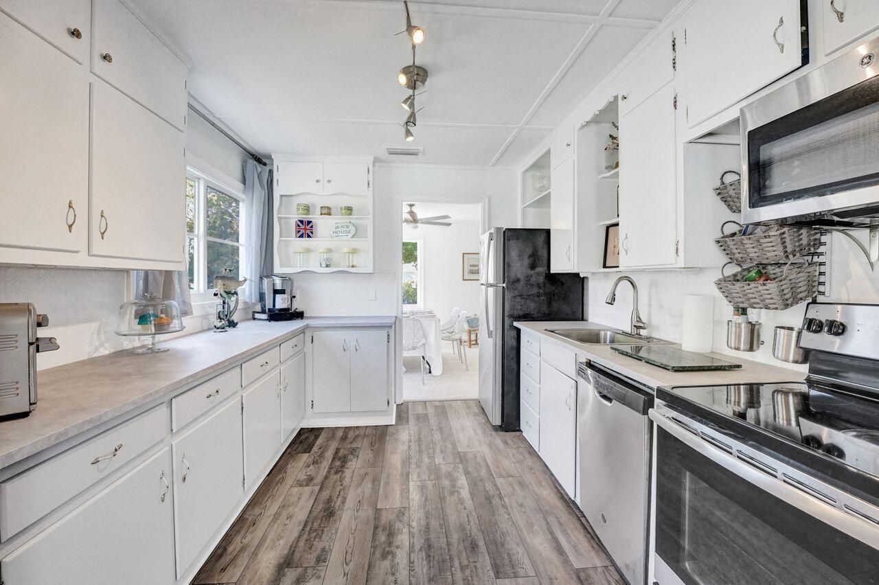 221 S Ocean Breeze, Unit #1 & #2, Lake Worth Beach, FL 33460 Photo