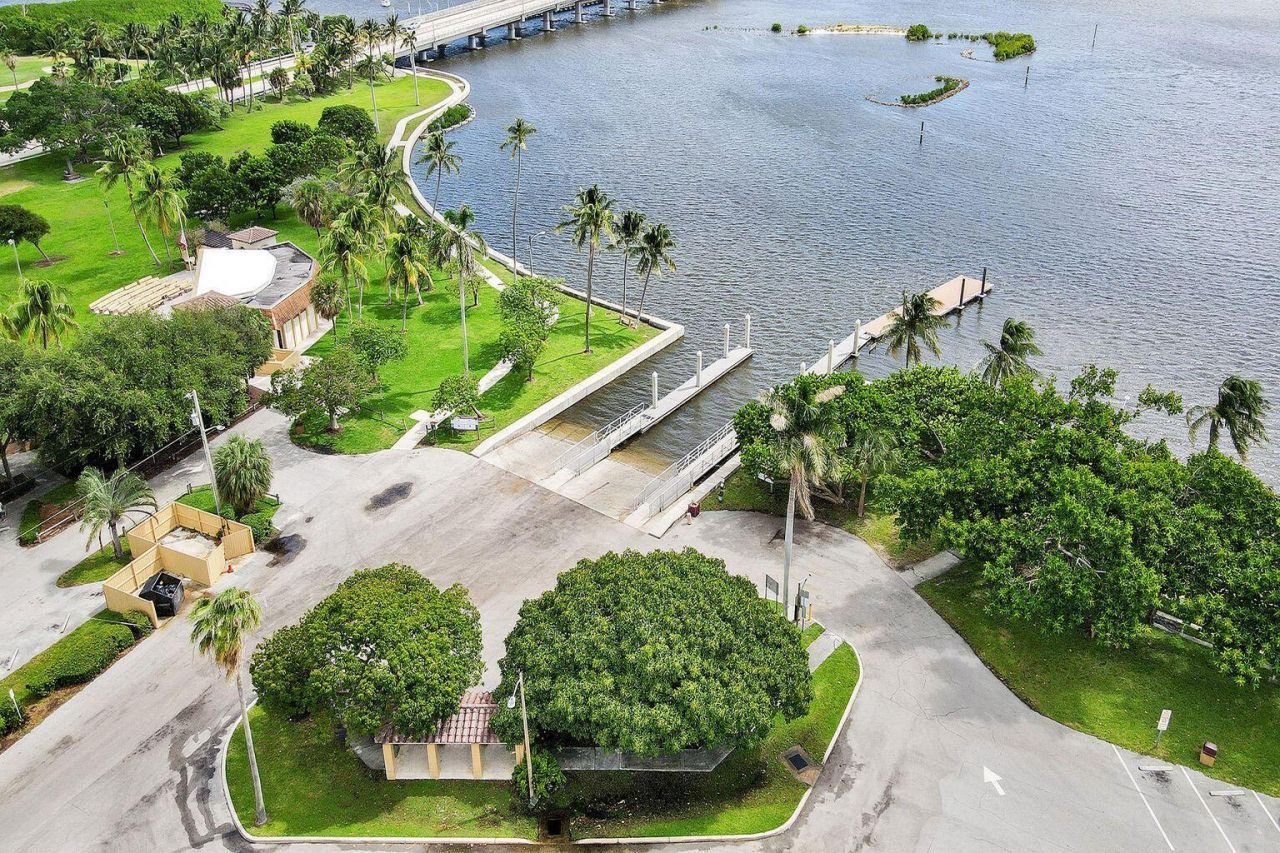 221 S Ocean Breeze, Unit #1 & #2, Lake Worth Beach, FL 33460 Photo