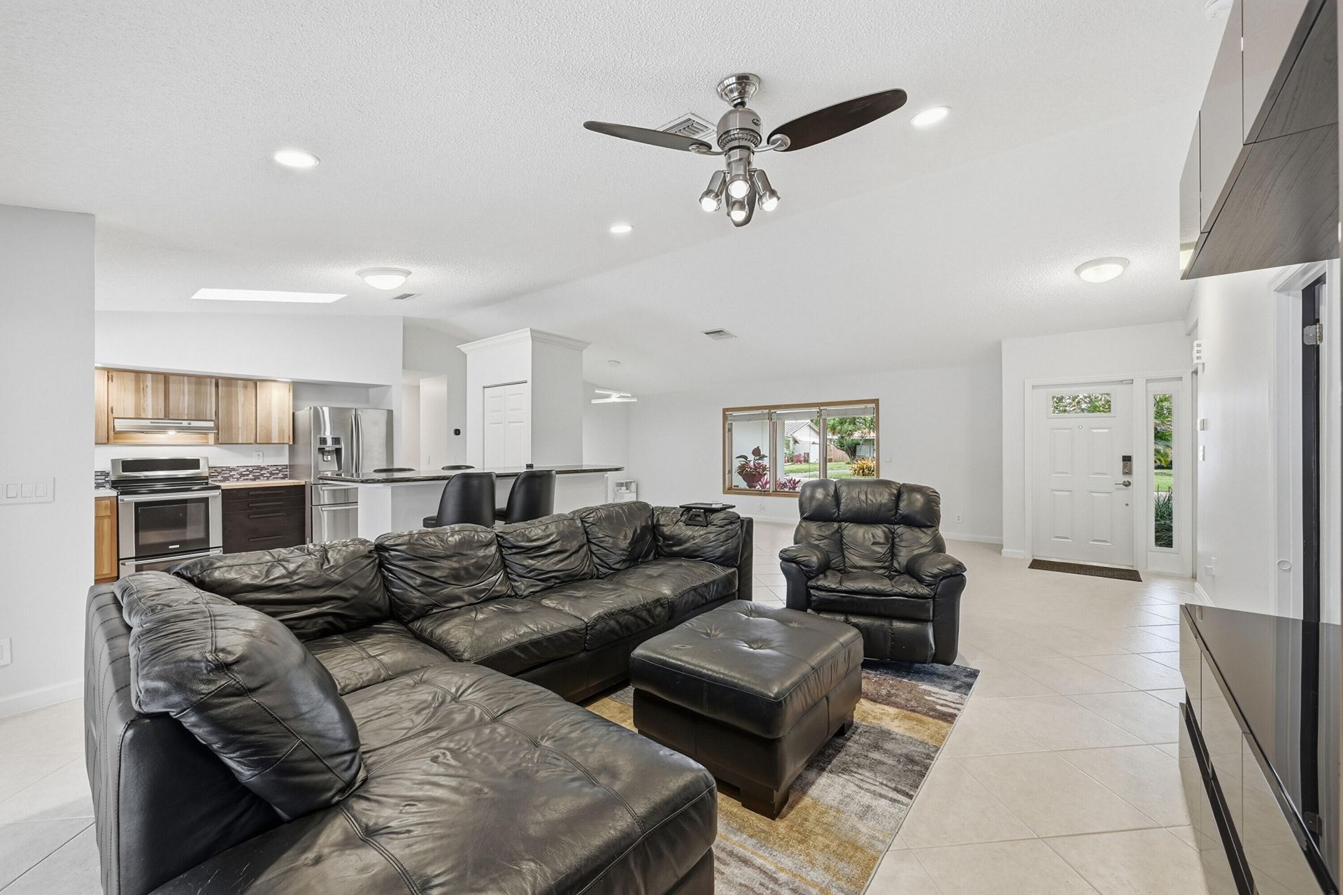 8857 NW 3rd Place, Coral Springs, FL 33071 Photo