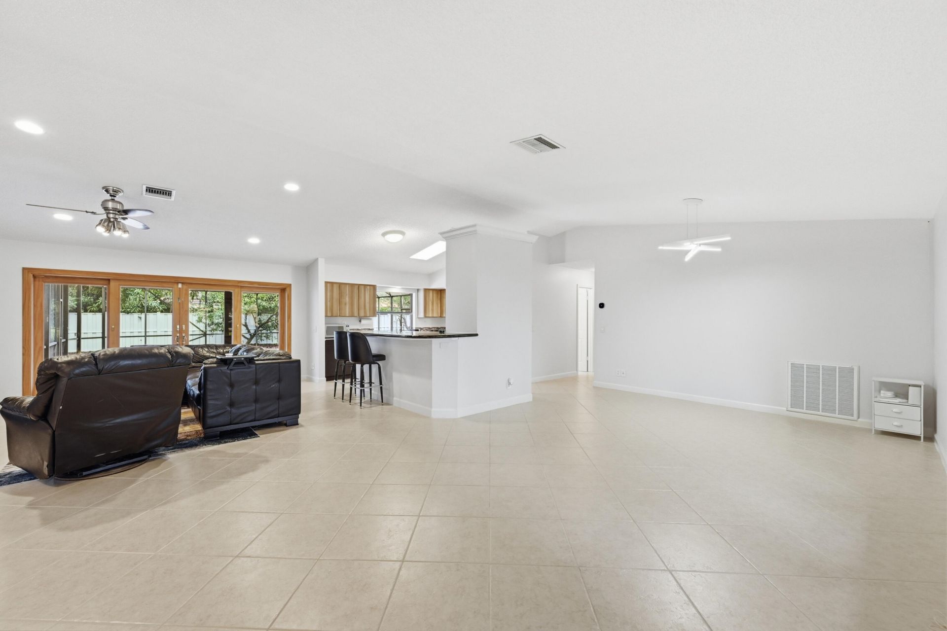 8857 NW 3rd Place, Coral Springs, FL 33071 Photo