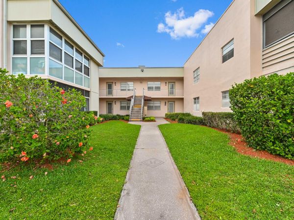 343 Capri, Unit H, Delray Beach, FL 33484