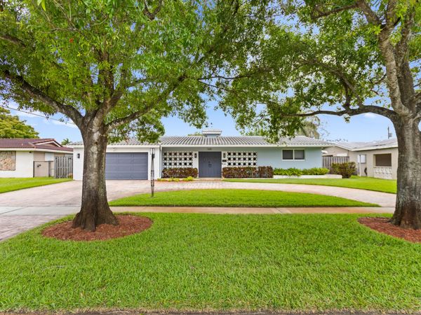 5281 SW 4th Court, Plantation, FL 33317