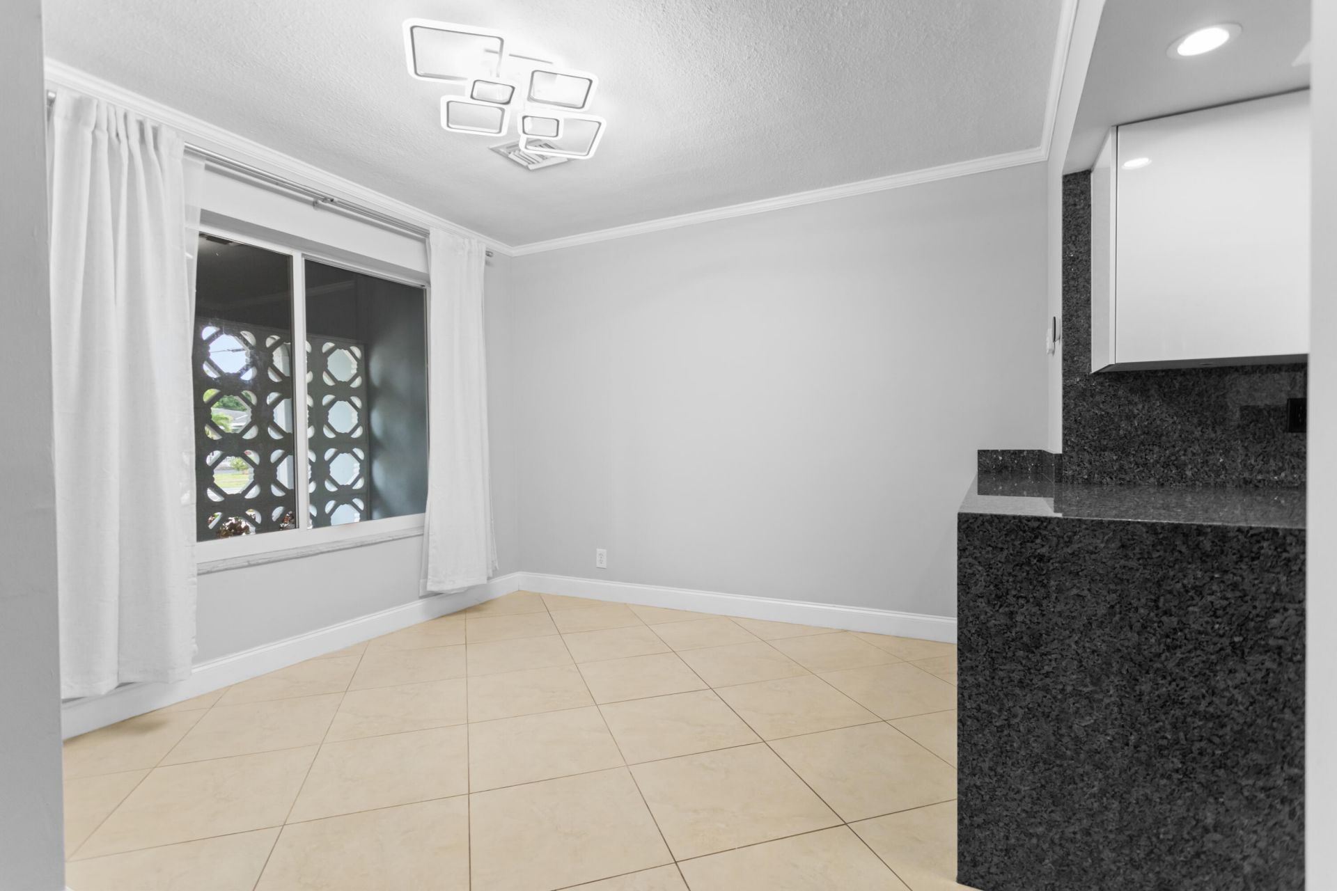 5281 SW 4th Court, Plantation, FL 33317 Photo