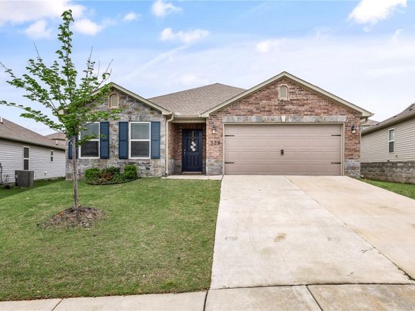 529 Ashwood Street, Lowell, AR 72745