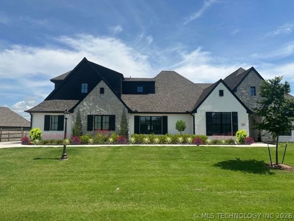 18947 E Chokeberry Street, Owasso, OK 74055