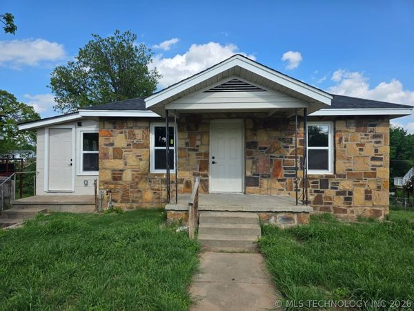 815 N Wilson Avenue, Sand Springs, OK 74063
