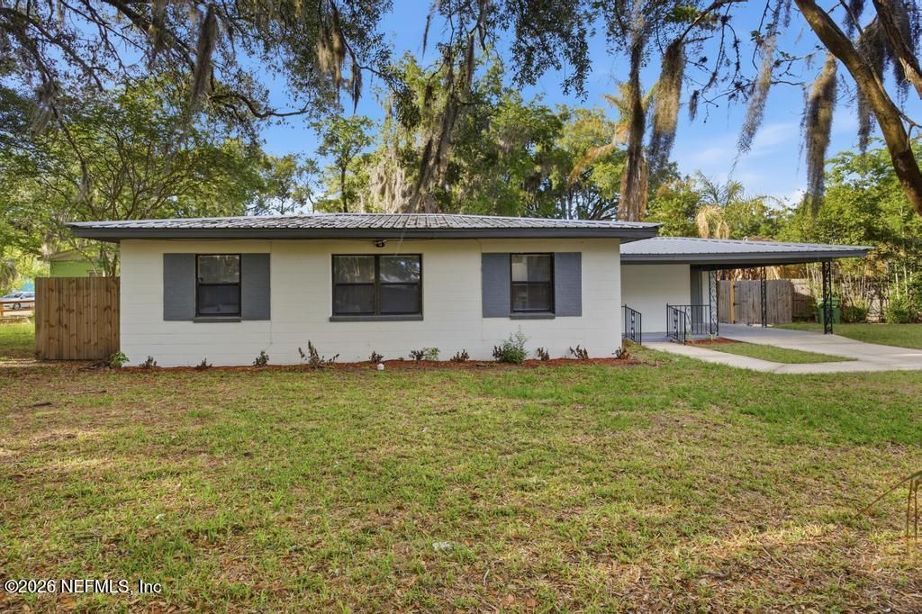 120 E Oak Hill Drive, Palatka, FL 32177 Photo