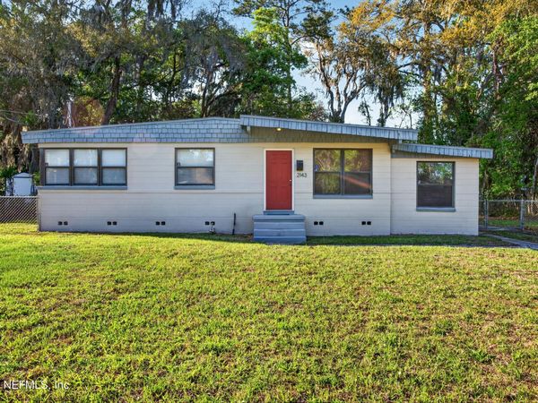 2143 NEWBERRY Road, Jacksonville, FL 32218