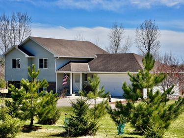 10807 96th Street, Milaca, MN 56363