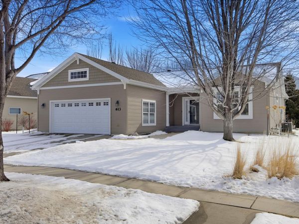 613 13th Avenue N, Moorhead, MN 56560