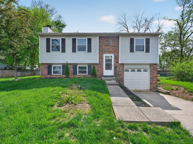 6449 Gunstock Court, Reynoldsburg, OH 43068 Photo 1