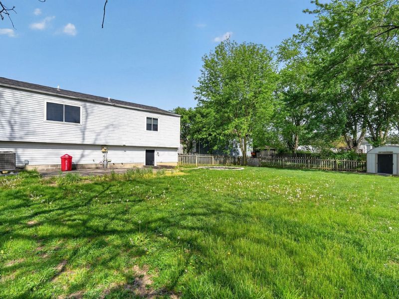 6449 Gunstock Court, Reynoldsburg, OH 43068 Photo 4