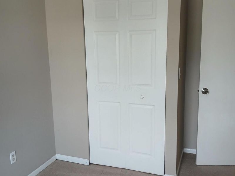 6449 Gunstock Court, Reynoldsburg, OH 43068 Photo 5