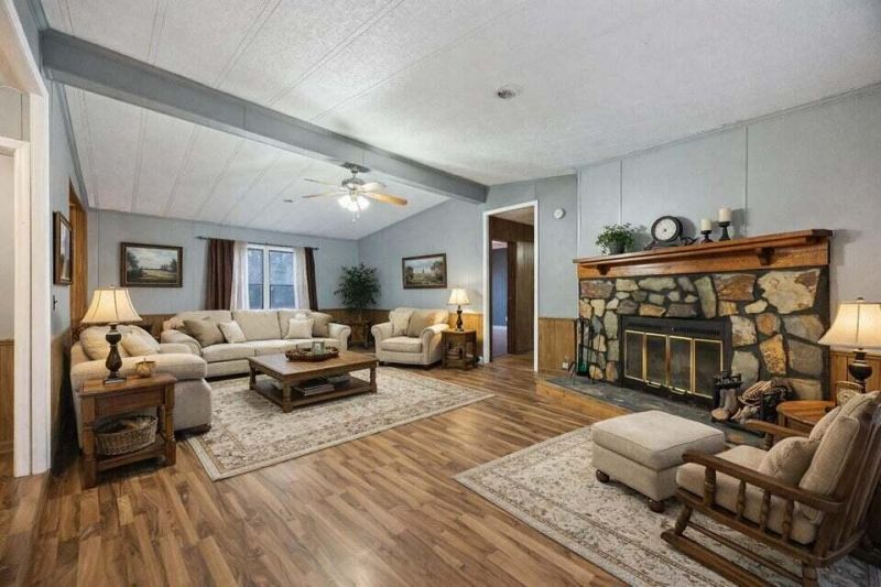 5159 Red Oak Road Photo 4