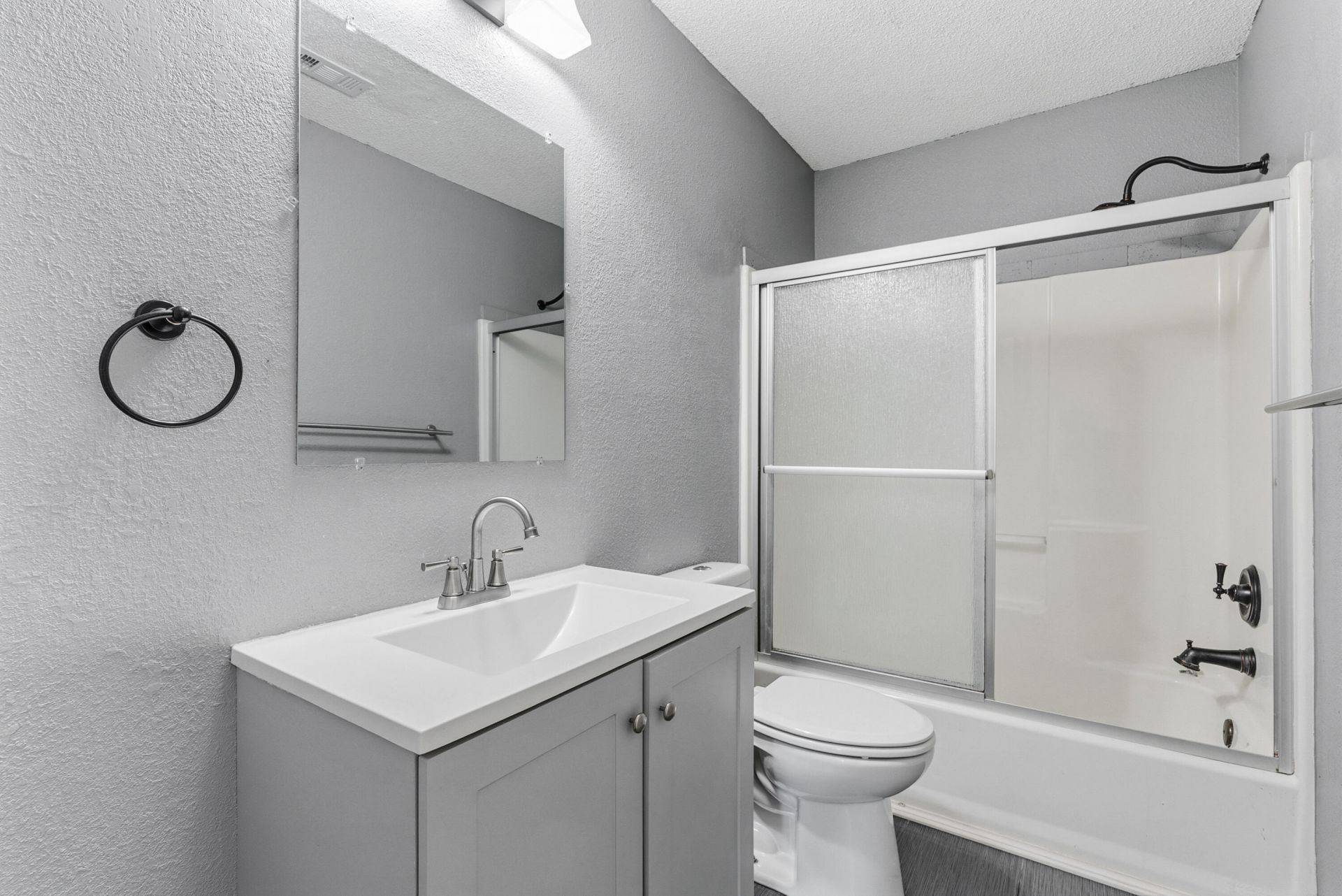 606 Dolphin Drive Photo 21