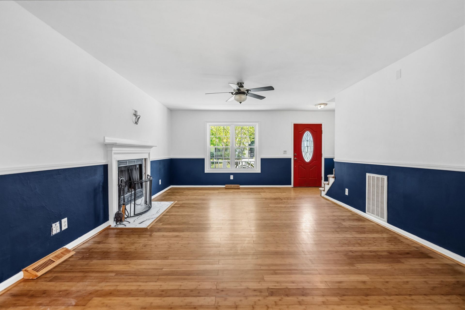 606 Dolphin Drive Photo 8