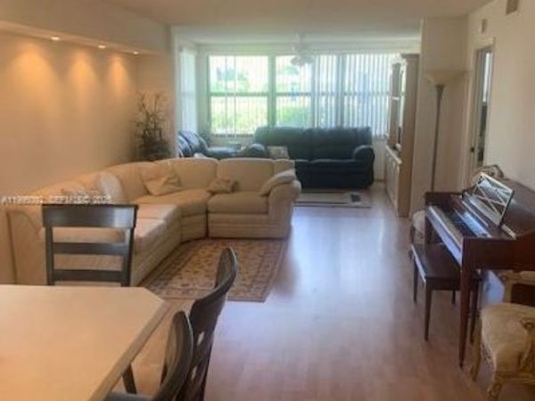 10623 W Clairmont Cir, Unit 101, Tamarac, FL 33321