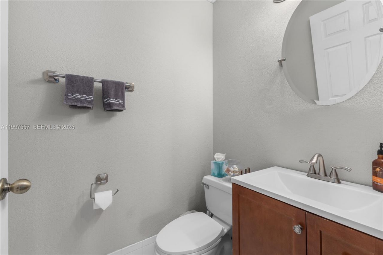 317 SW 191st Ter, Pembroke Pines, FL 33029 Photo