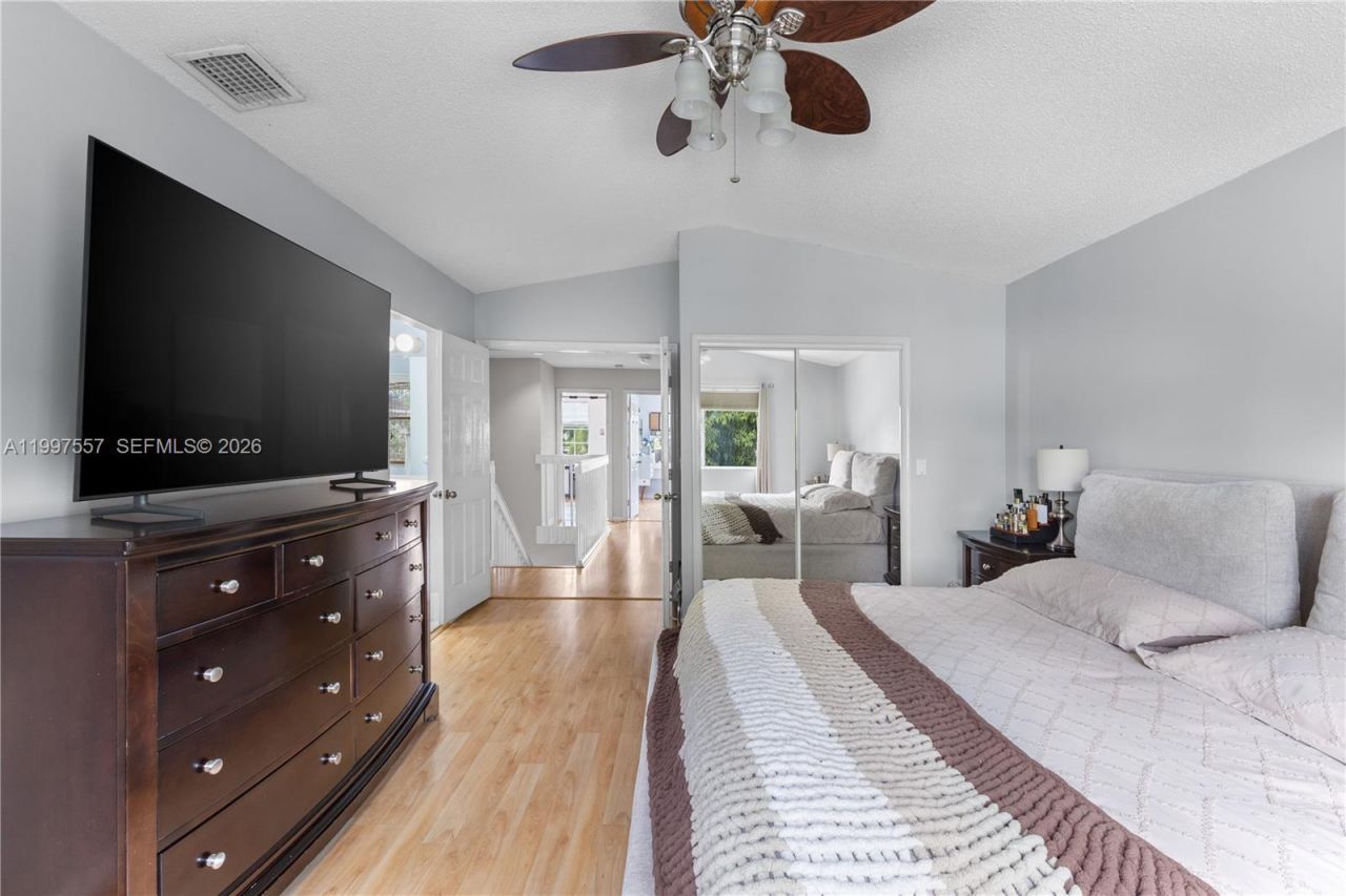 317 SW 191st Ter, Pembroke Pines, FL 33029 Photo