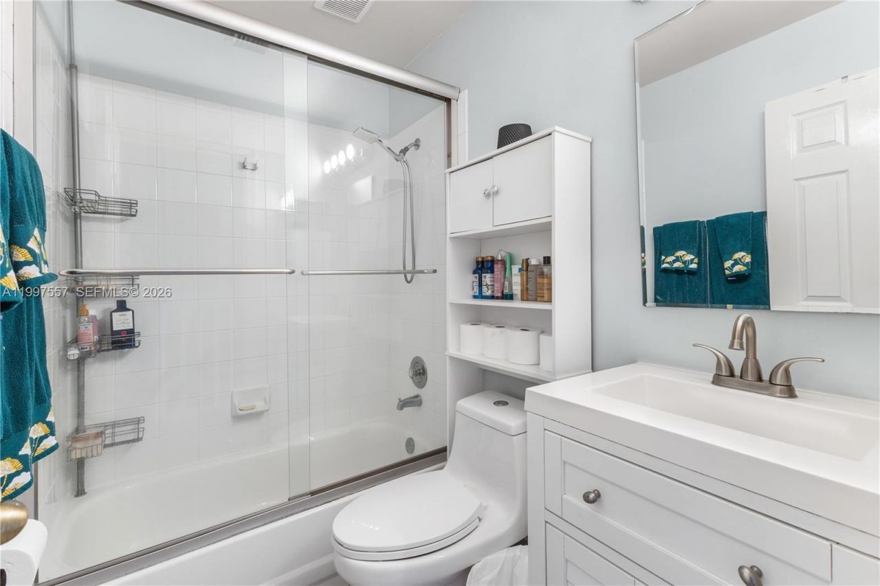 317 SW 191st Ter, Pembroke Pines, FL 33029 Photo