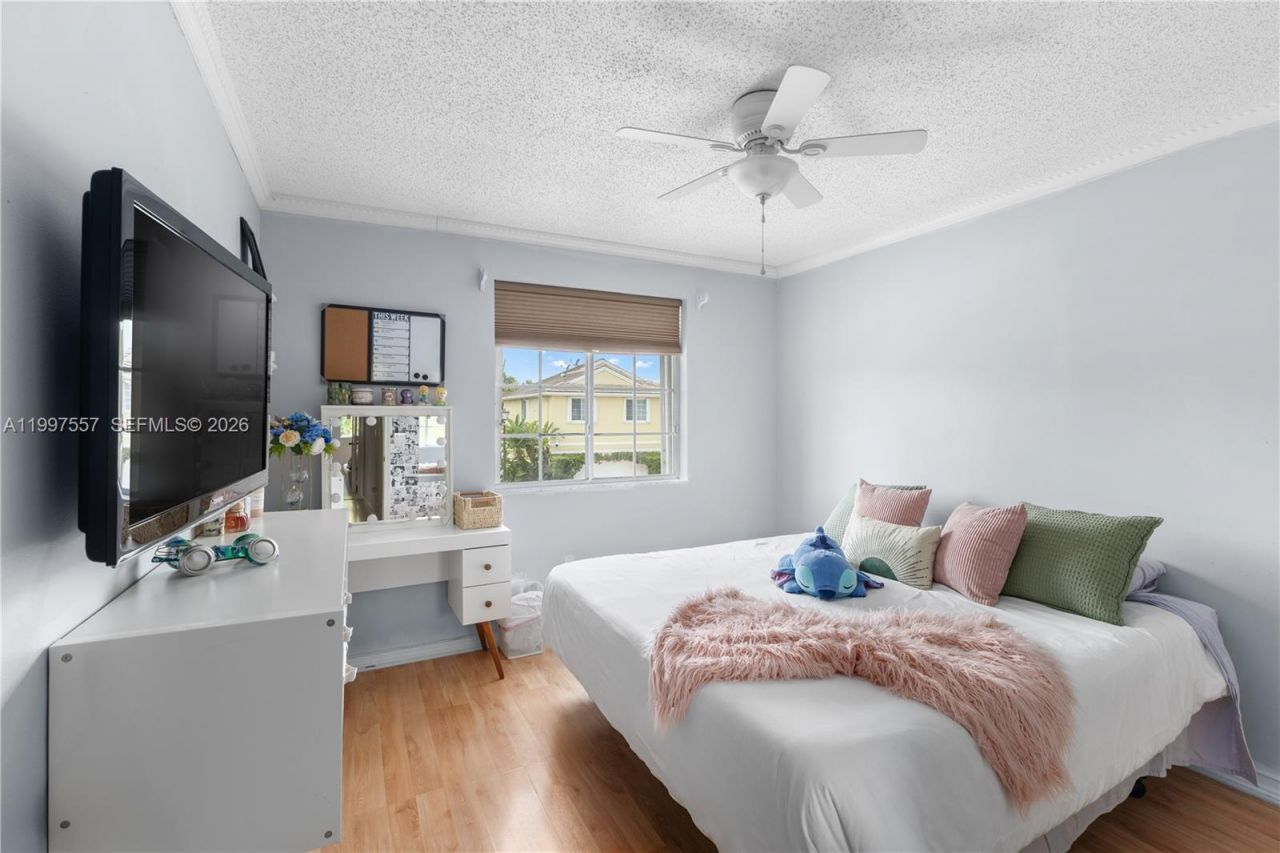 317 SW 191st Ter, Pembroke Pines, FL 33029 Photo