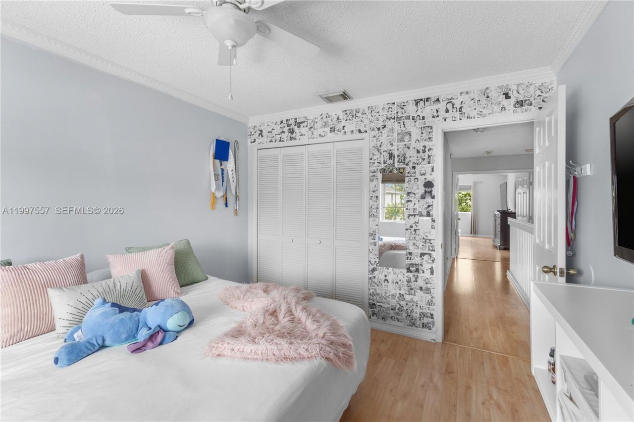 317 SW 191st Ter, Pembroke Pines, FL 33029 Photo