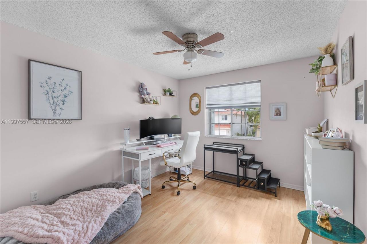 317 SW 191st Ter, Pembroke Pines, FL 33029 Photo