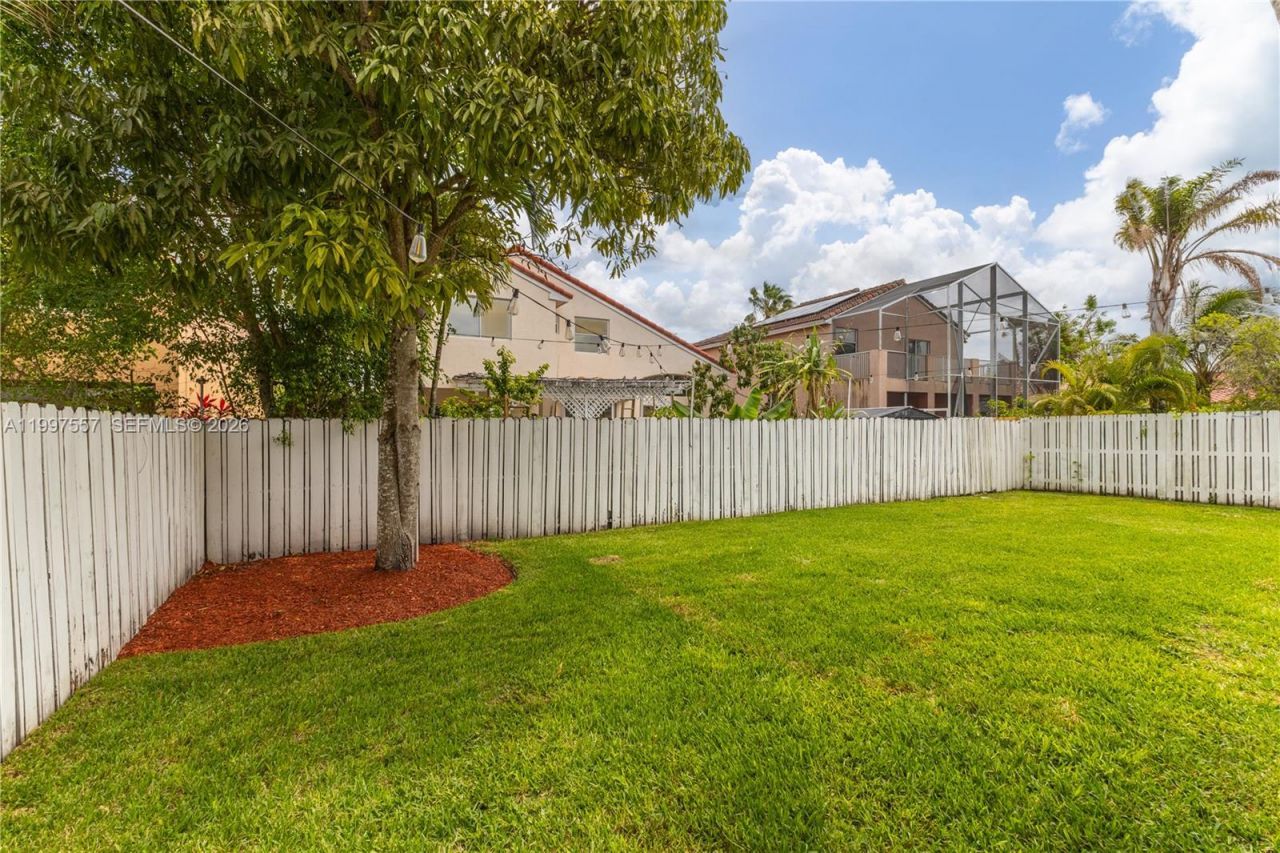 317 SW 191st Ter, Pembroke Pines, FL 33029 Photo