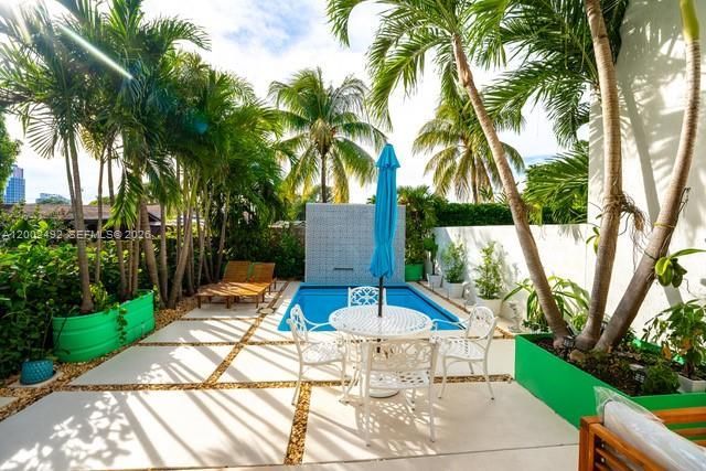 2766 SW 33rd Ave, Unit 2766, Miami, FL 33133 Photo