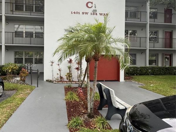 1401 SW 134th Way, Unit 106C, Pembroke Pines, FL 33027