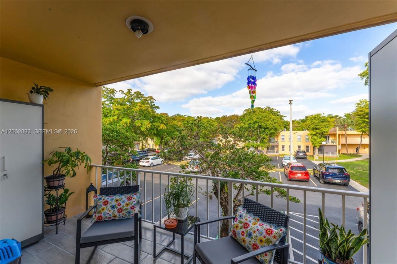 13700 SW 62nd St, Unit 244, Miami, FL 33183 Photo