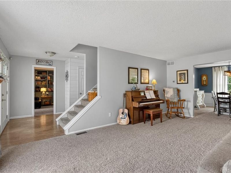 620 Tara Oaks Drive, Middletown, OH 45042 Photo 3