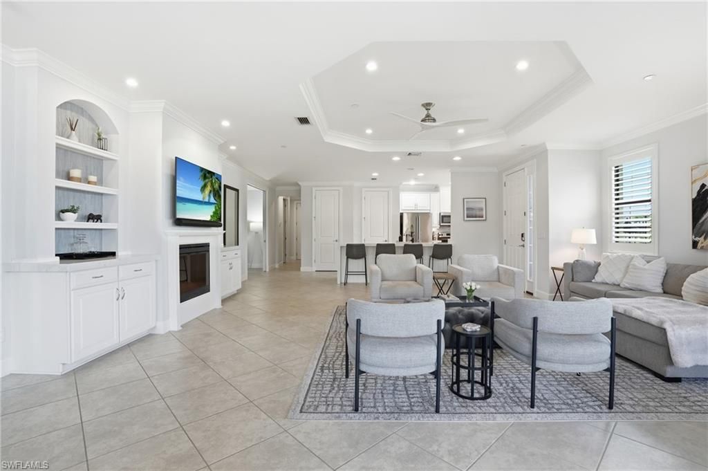 8777 Bellano Ct, Unit 101, Naples, FL 34119 Photo