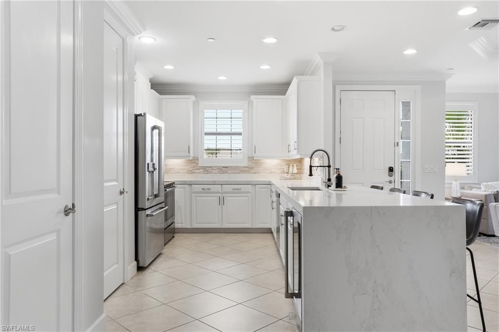 8777 Bellano Ct, Unit 101, Naples, FL 34119 Photo