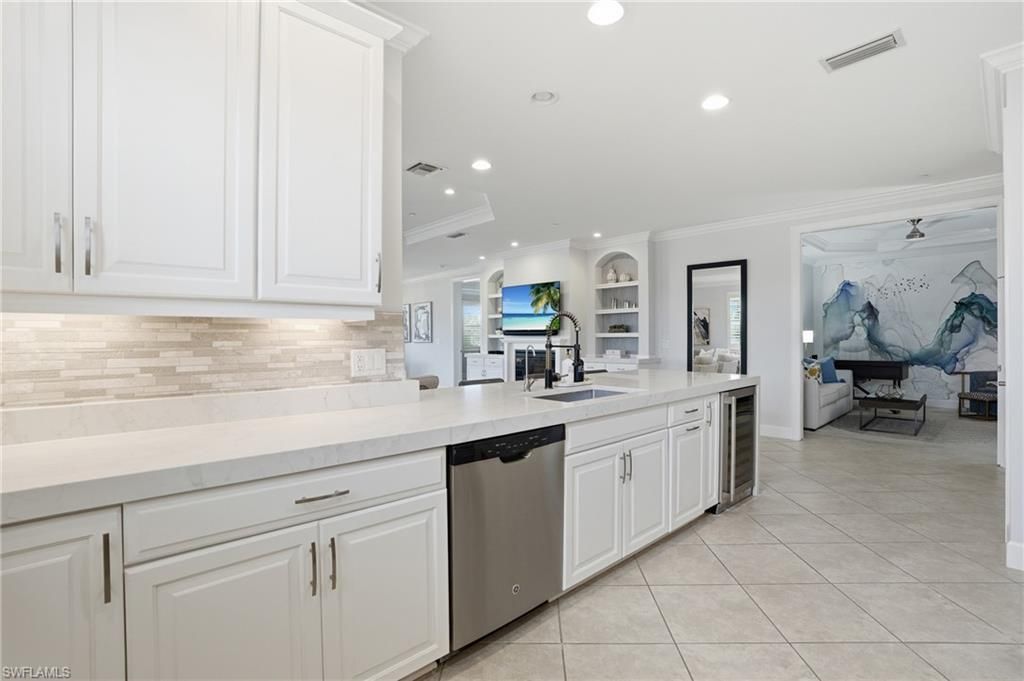 8777 Bellano Ct, Unit 101, Naples, FL 34119 Photo