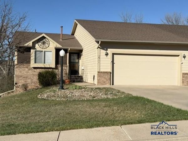 3511 W ST LOUIS, Rapid City, SD 57702