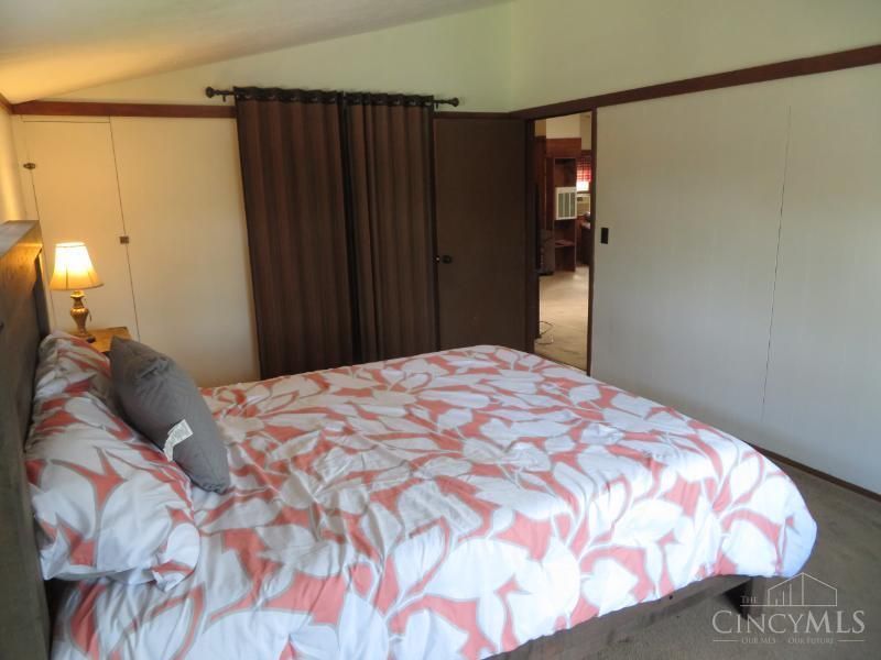 6946 Mountain View Drive, Hillsboro, OH 45133 Photo 14