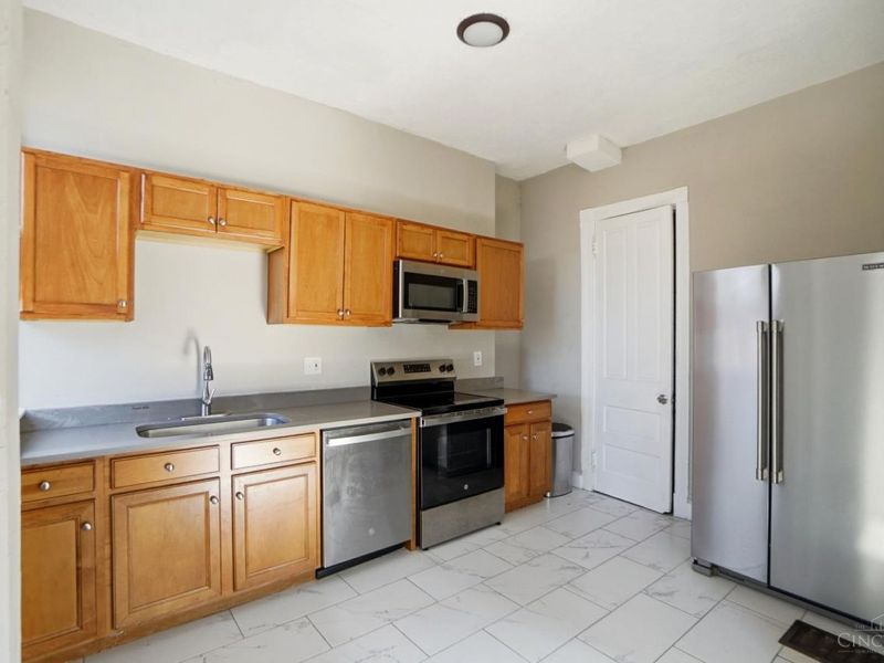 2649 Melrose Avenue, Cincinnati, OH 45206 Photo 2