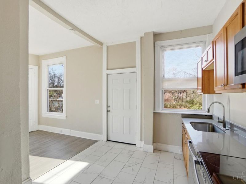 2649 Melrose Avenue, Cincinnati, OH 45206 Photo 3