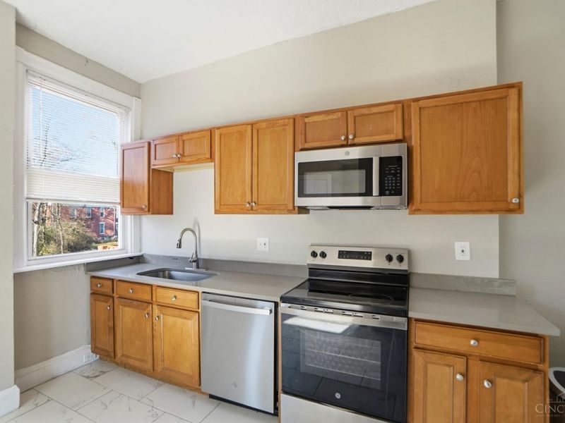 2649 Melrose Avenue, Cincinnati, OH 45206 Photo 4