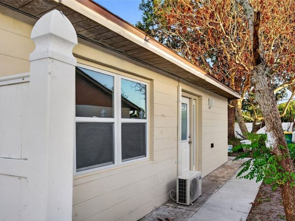 536 ROYAL PALM DRIVE, KISSIMMEE, FL 34743