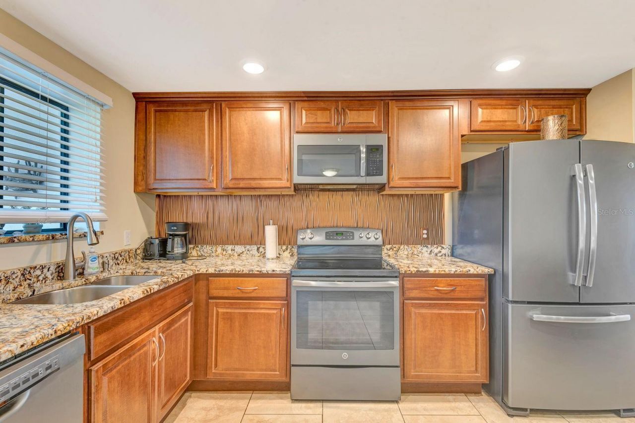 350 S Polk Drive, Unit 302, Sarasota, FL 34236 Photo