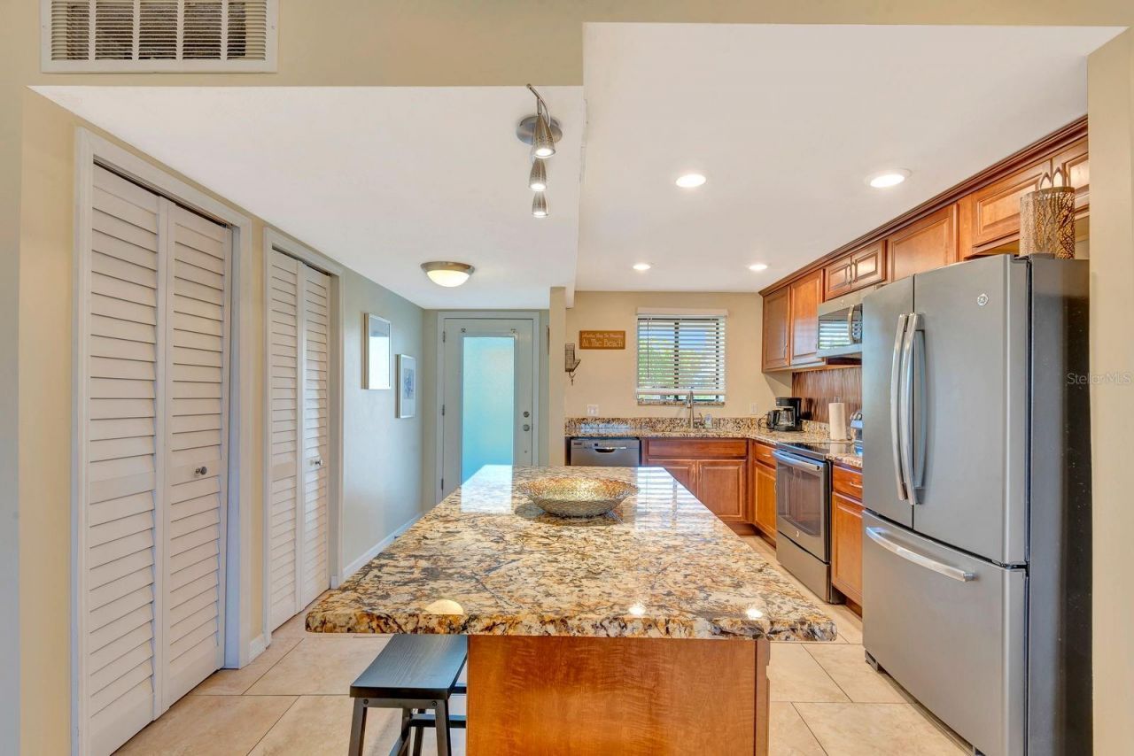 350 S Polk Drive, Unit 302, Sarasota, FL 34236 Photo