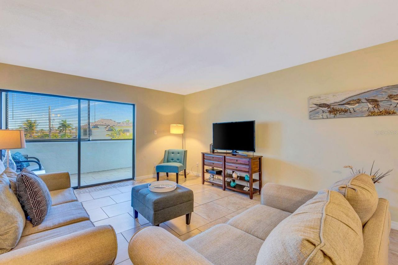 350 S Polk Drive, Unit 302, Sarasota, FL 34236 Photo