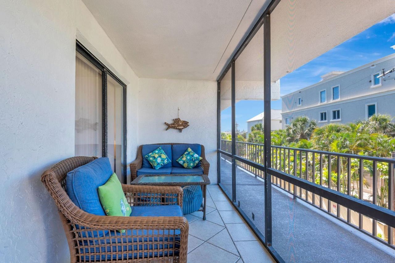 350 S Polk Drive, Unit 302, Sarasota, FL 34236 Photo