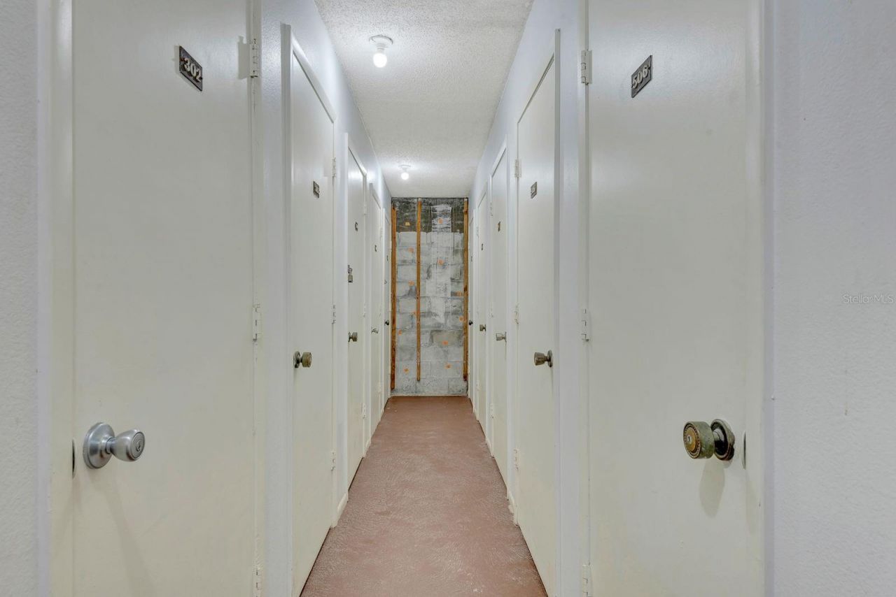 350 S Polk Drive, Unit 302, Sarasota, FL 34236 Photo