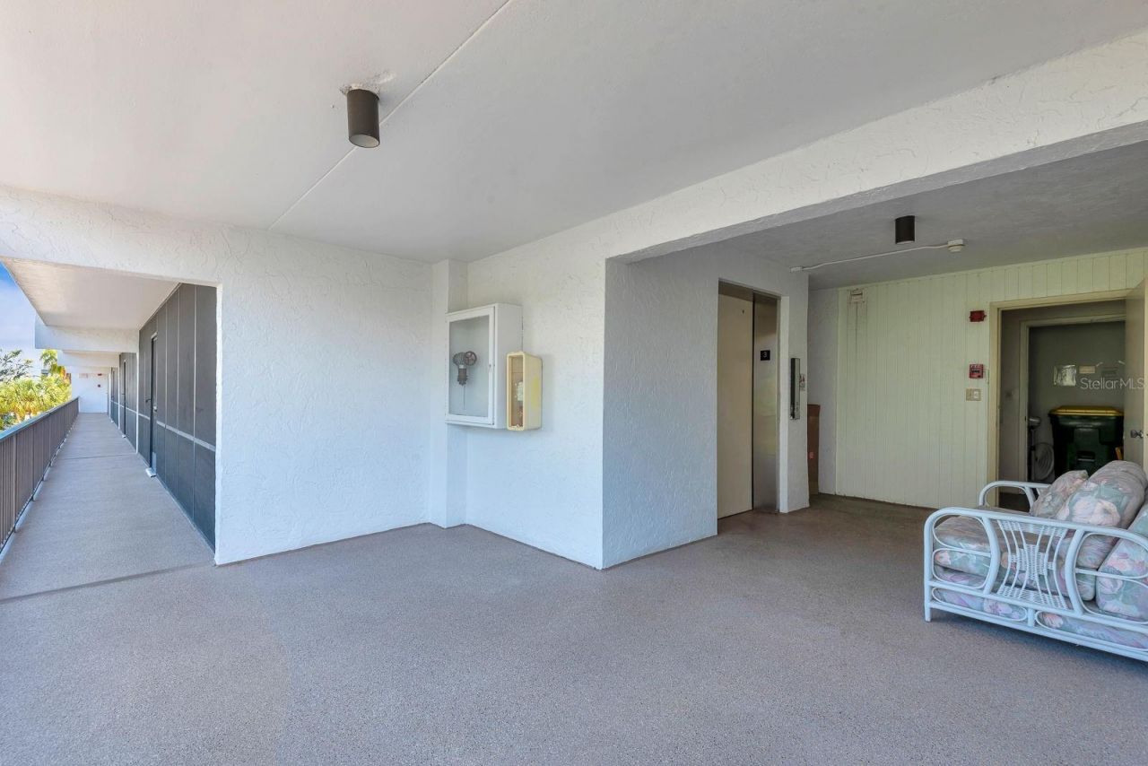 350 S Polk Drive, Unit 302, Sarasota, FL 34236 Photo