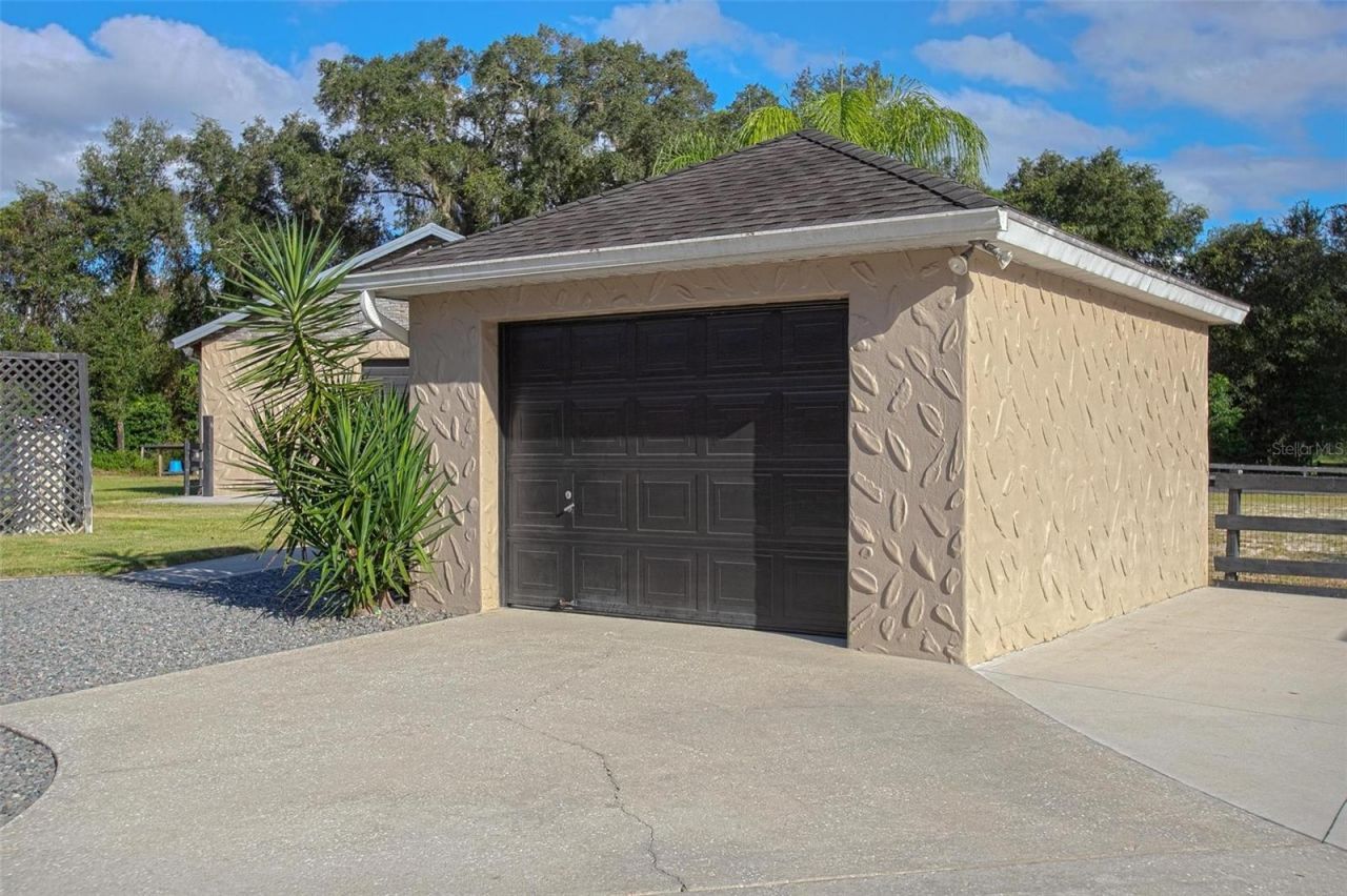 2015 Hawk Haven Trail, Deland, FL 32720 Photo