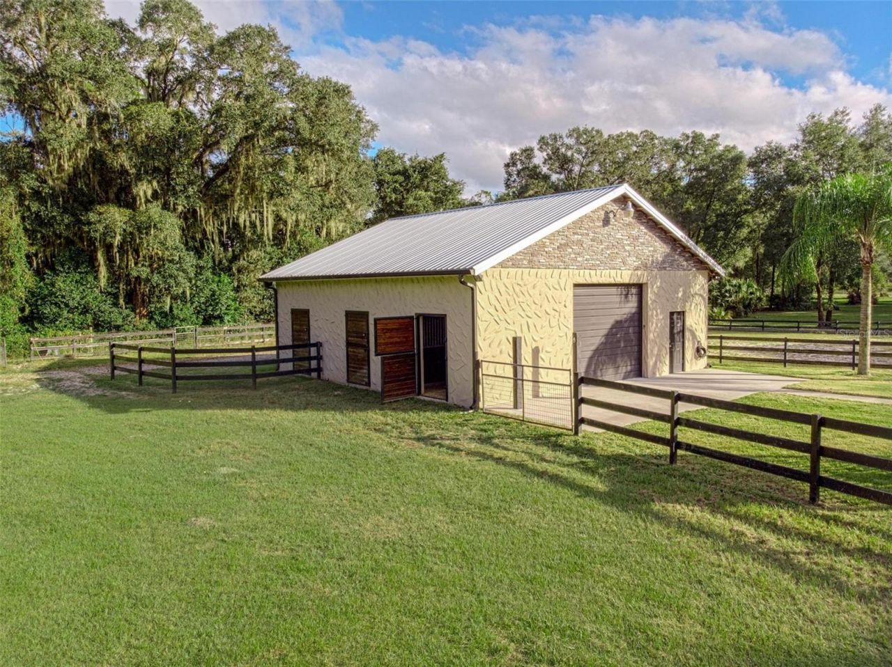 2015 Hawk Haven Trail, Deland, FL 32720 Photo